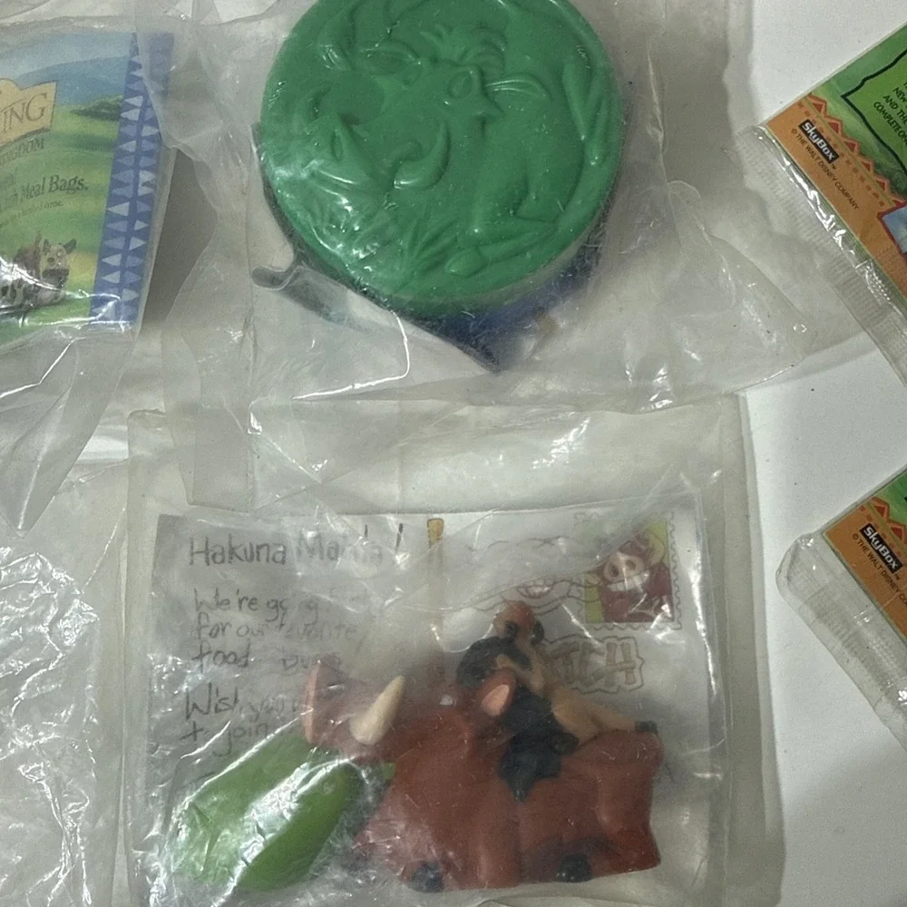 Disney The Lion King Burger King 1990s Figures Trading Cards Box Puppets LOT 9pc - Picture 5 of 10